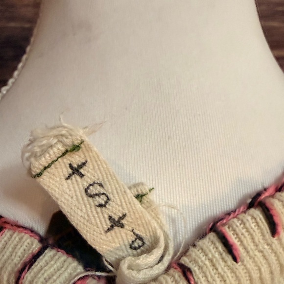 “We The Free” Cream and Pink Embroidered Long Sleeve Thermal Henley - Picture 7 of 9